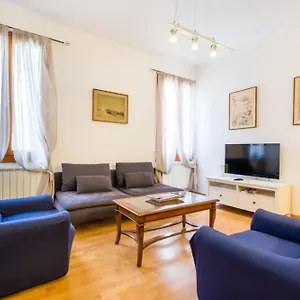  Appartement Apostoli