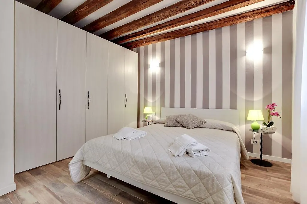 Ca' Della Darsena - Arsenale By Wonderful Italy Apartment Venice